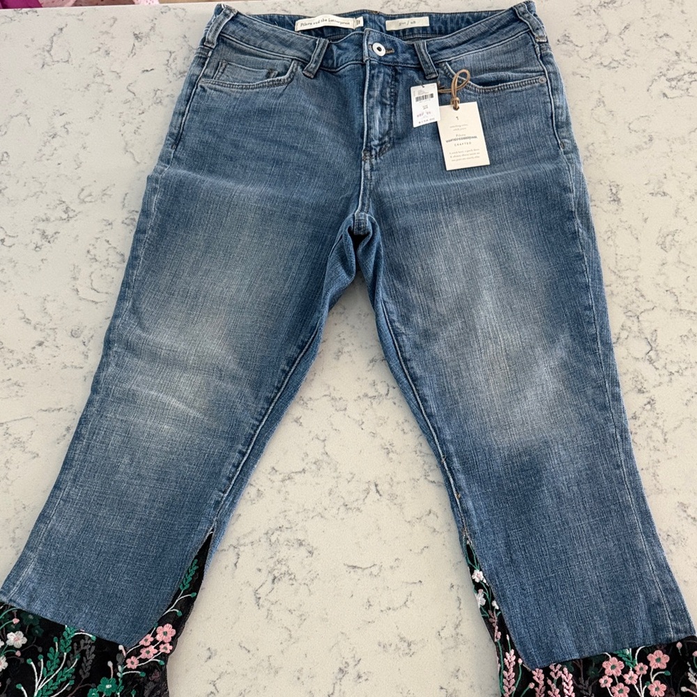 Floral Embroidered Blue Jeans by Pilcro size 28